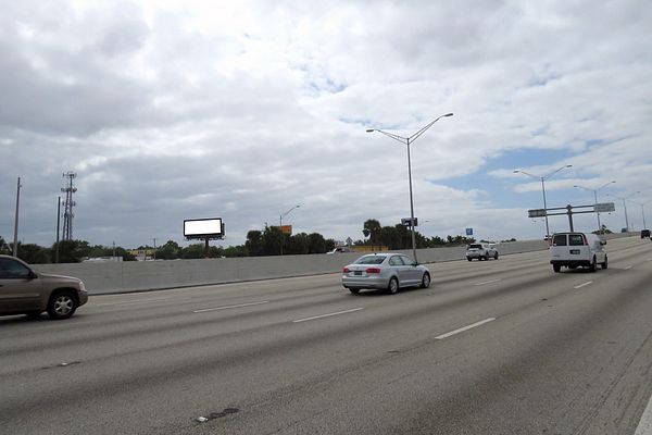 I-95 ES 0.2mi N/O Blue Heron Blvd F/N - 1