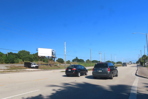 A1A Alt WS 0.5mi N/O Northlake Blvd F/S - 1
