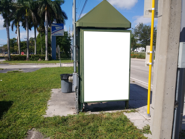 Oakland Park Blvd SS 150ft W/O 18 Av F/E - O