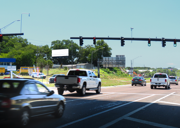 US 441 N ES 300ft S/O Maitland Blvd Ext F/NW