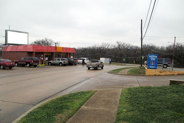 Military Pkwy NS 50ft E/O Lawnview F/E - 2