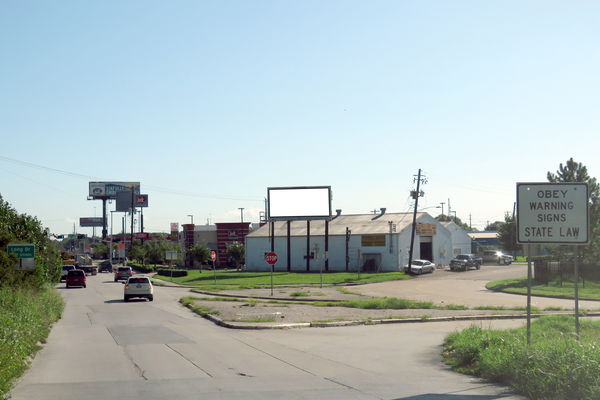I-610 South Loop Service Road SS 250ft W/O Long F/W - 1