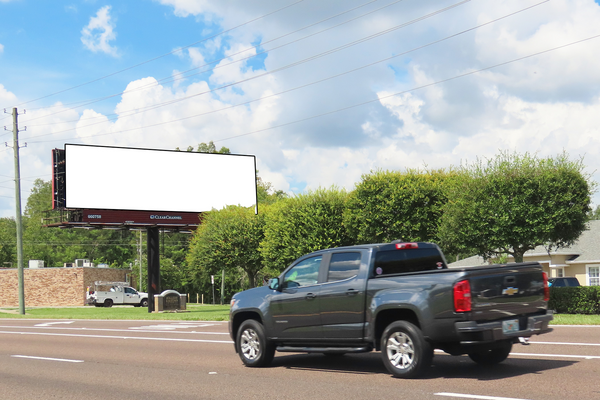 Dale Mabry Hwy WS 25ft N/O Sun Lake Blvd F/N - 2