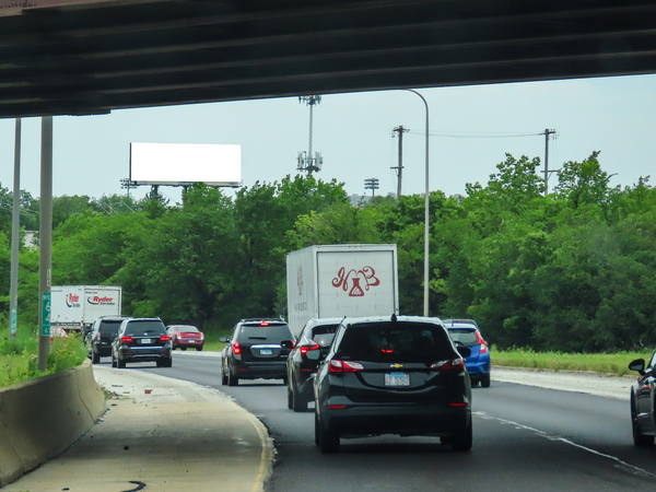 I-94 Bishop Ford Xwy NS 15ft W/O Cottage Grove Av F/E - 2