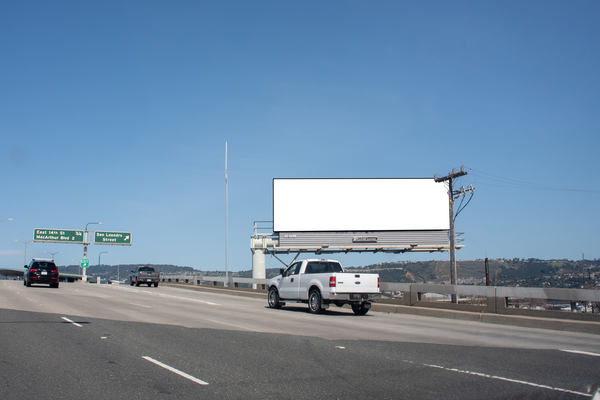 Hegenberger Xwy ES 250ft S/O San Leandro F/SW - 2