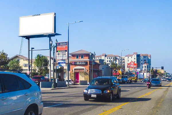 Figueroa ES 345ft N/O Adams F/N - 1