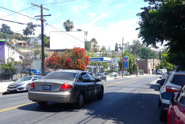 Echo Park ES 120ft N/O Morton F/N - 1
