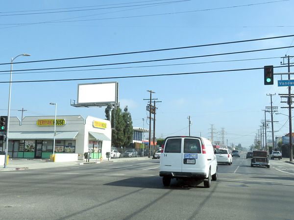 Lankershim WS 95ft N/O Van Owen F/S - 1
