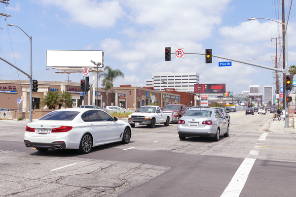 Sepulveda WS 50ft N/O Pico (NO EXT) F/S - 2