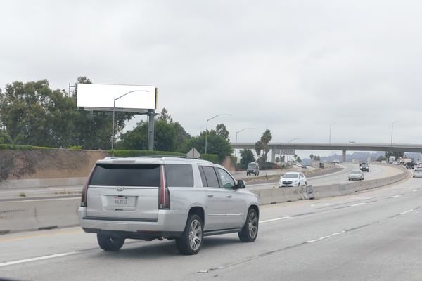 San Gabriel Frwy ES 0.03mi N/O San Berdo Frwy F/N - 1