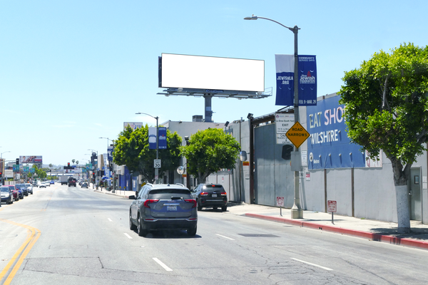 La Brea WS 370ft S/O Wilshire (NO EXT) F/N - 1