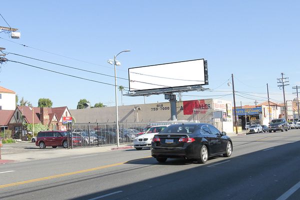 Lankershim WS 295ft N/O Cohasset (NO EXT) F/S - 1
