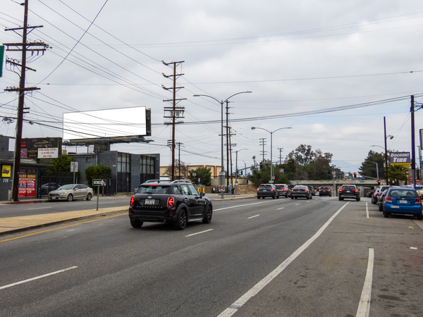 Laurel Cyn WS 120ft S/O Sherman Way (NO EXT) F/S - 1