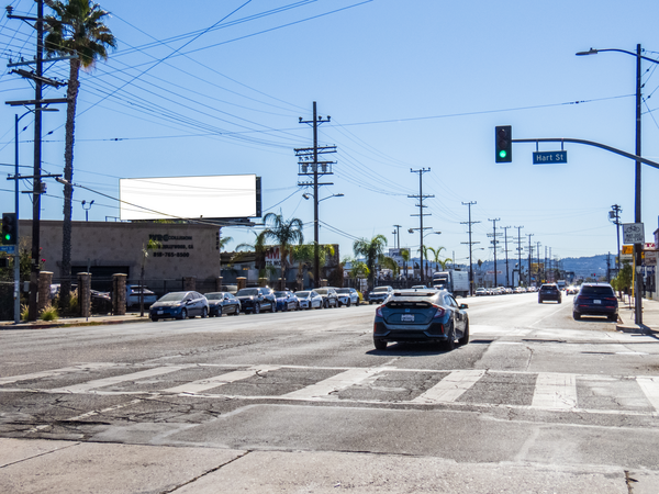 Lankershim ES 195ft S/O Hart (NO EXT) F/N - 1