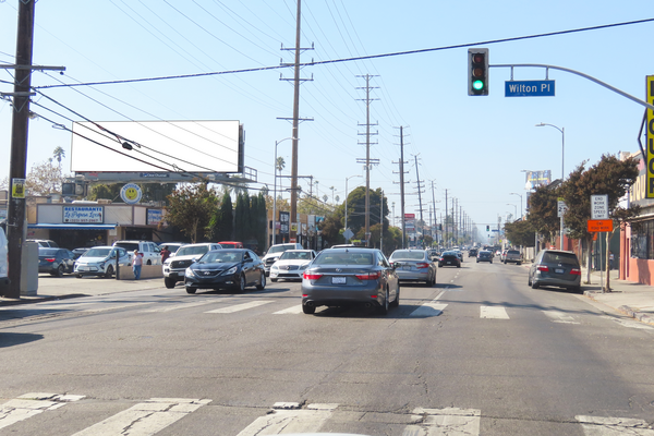 Santa Monica SS 80ft E/O Ridgewood (NO EXT) F/E - 2
