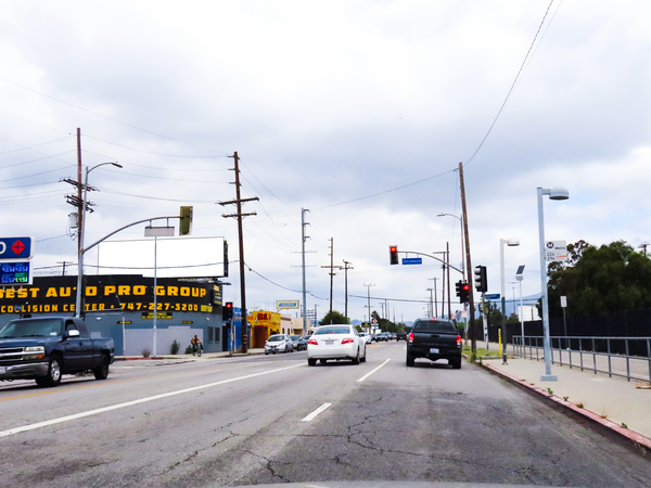 San Fernando WS 80ft N/O Desmond (NO EXT) F/S - 2