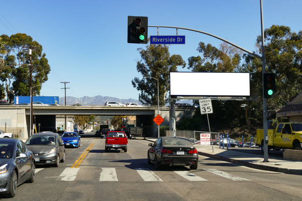 Fletcher ES 20ft S/O Golden State Frwy (NO EXT) F/S - 1