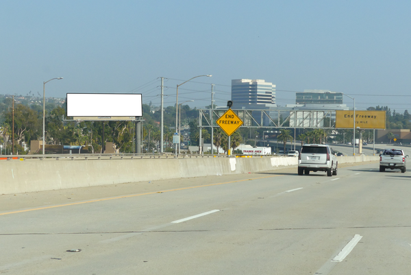 Marina Frwy NS 150ft W/O Sepulveda F/W - 1