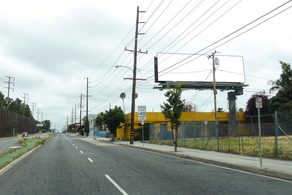 Western ES 110ft N/O 126th F/S - 2
