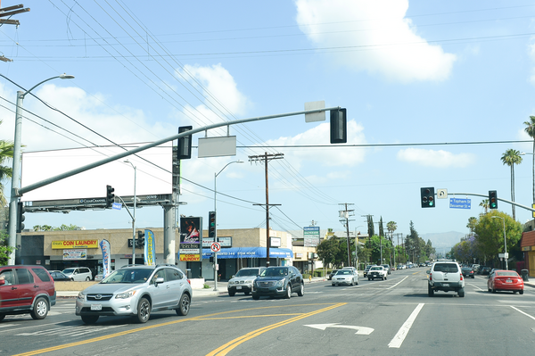 Reseda WS 10ft N/O Topham (NO EXT) F/S - 2