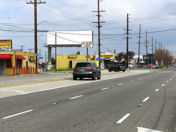 Avalon Blvd WS 105ft N/O San Pedro St F/S - 2