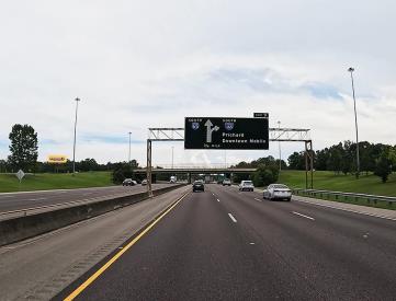 E/S I-65 S/O LEE STREET F/NW