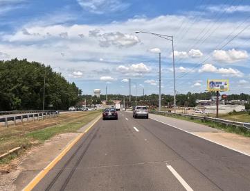 E/S HWY 59/31 S/O D'OLIVE F/S