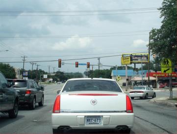 HUEBNER RD-S/S, E/O VANCE JACKSON