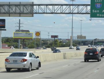 IH-10-E/S @ CROSSROADS
