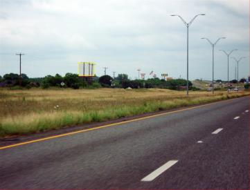 IH-35 W/S .6 MI S/O FM 3175