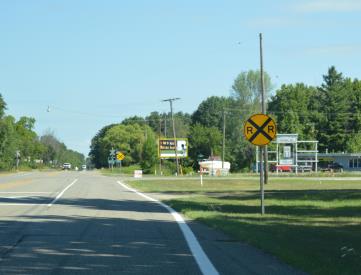 M-25 8.5 MI S/O C/L ES F/S