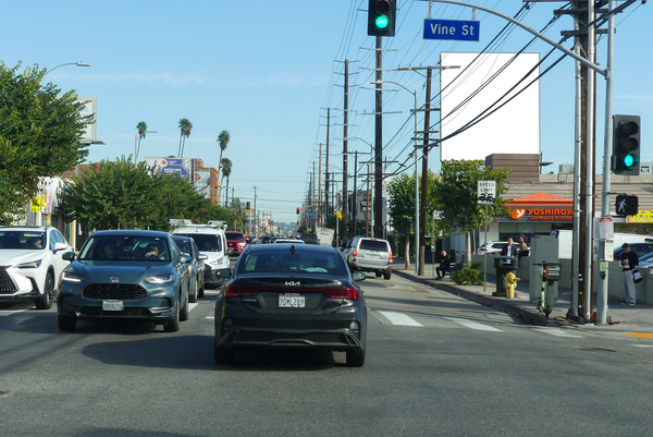 Santa Monica Blvd SS 210ft E/O Vine CCP (NO EXT) F/W - 1