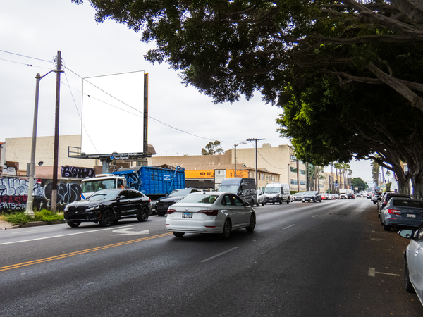 Melrose SS 180ft W/O Wilton Pl      CCP (NO EXT) F/E - 2