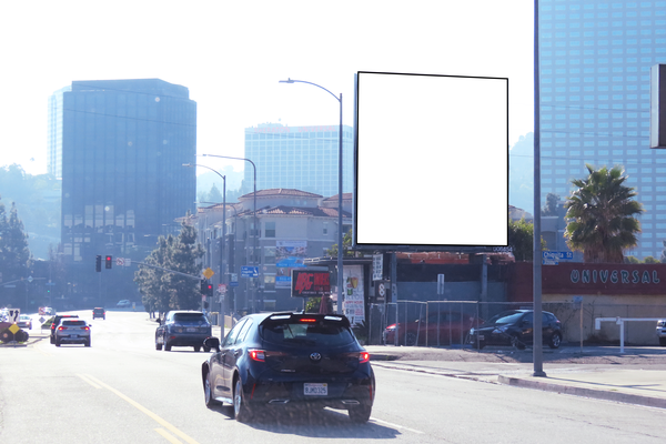 Lankershim WS 50ft S/O Chiquita      CCP (NO EXT) F/N - 1