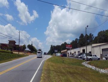 W/S BUFORD HWY N/O SUGARLOAF PKWY RHR F/E