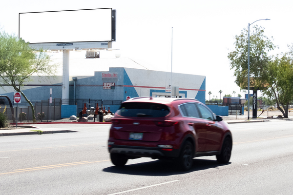 Camelback Rd SS 0.3mi E/O 51st Ave F/E - 1