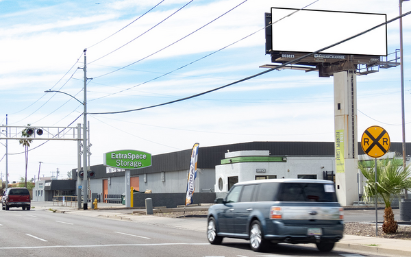 Thomas Rd NS 350ft E/O 29th Ave F/E - 1