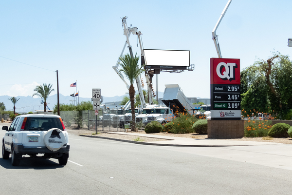 67th Ave WS 525ft S/O Buckeye F/N - 1