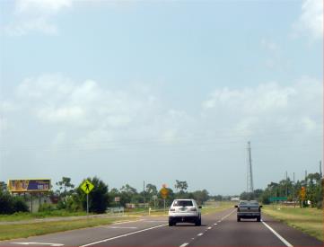 E/S US 27 1.2 MI. S/O CR 640 S/B