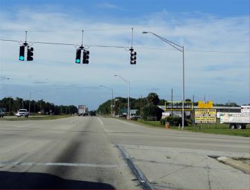 E/S US 27 500 FT N/O US 98 N/B