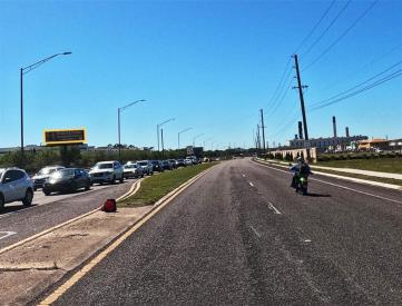 S/S US 92 450' W/O FAIRWAY AVE W/B