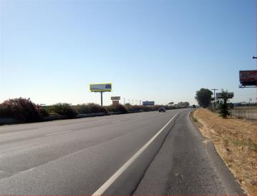 EL HIGHWAY 99 2000' S/O CHESTNUT