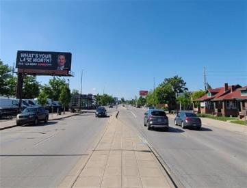 2484 S BROADWAY .2 MI S/O ILIFF ES NF