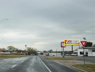 WEATHERFORD TRAFFIC CIRCLE, E/S