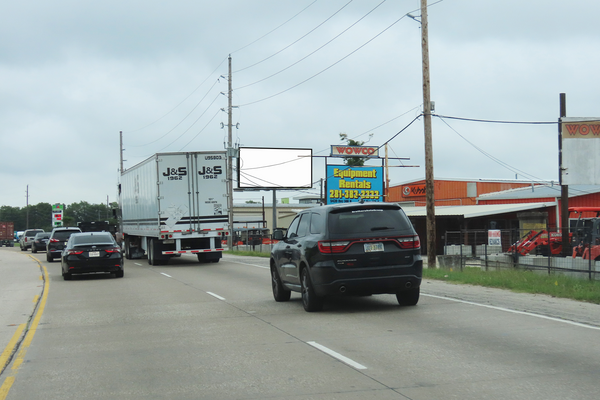 Hwy 146 ES 475ft N/O Lincoln Cedar F/S - 2