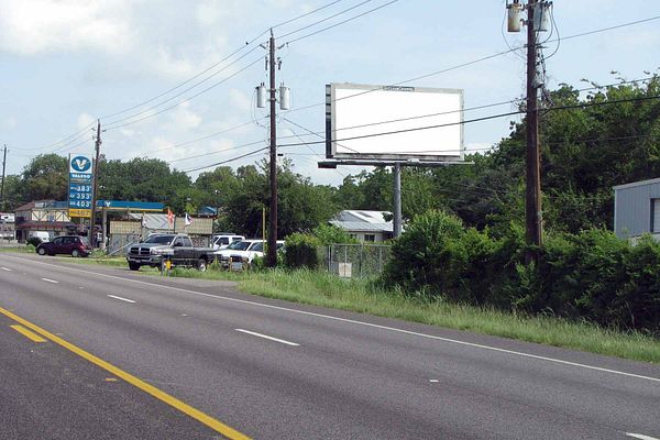Hwy 146 ES 528ft S/O Miles F/S - 2