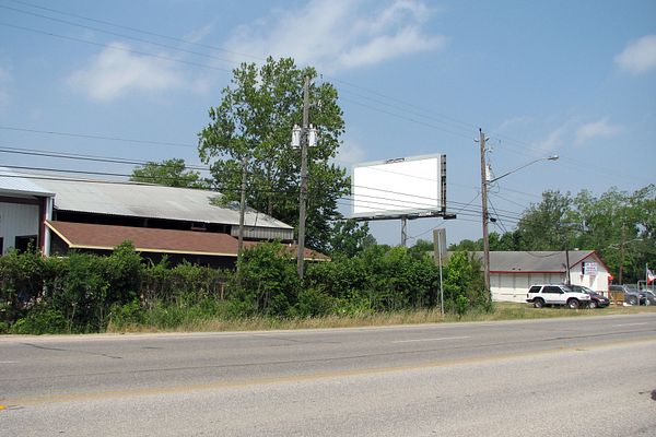 Hwy 3 WS 175ft S/O Dumas F/S - 1