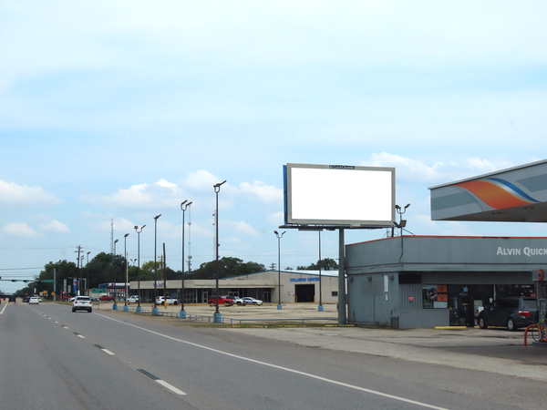 Hwy 6 NS 635ft E/O Business Hwy 35 F/E - 2