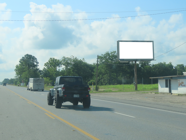 Hwy 6 SS 0.9mi E/O Hwy 35 Bypass F/W - 2