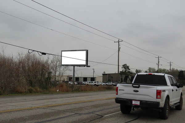 Business Hwy 35 WS 0.6mi N/O Paul F/S - 1